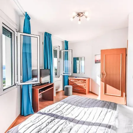 Charlie By Interhome Apartamento Bast